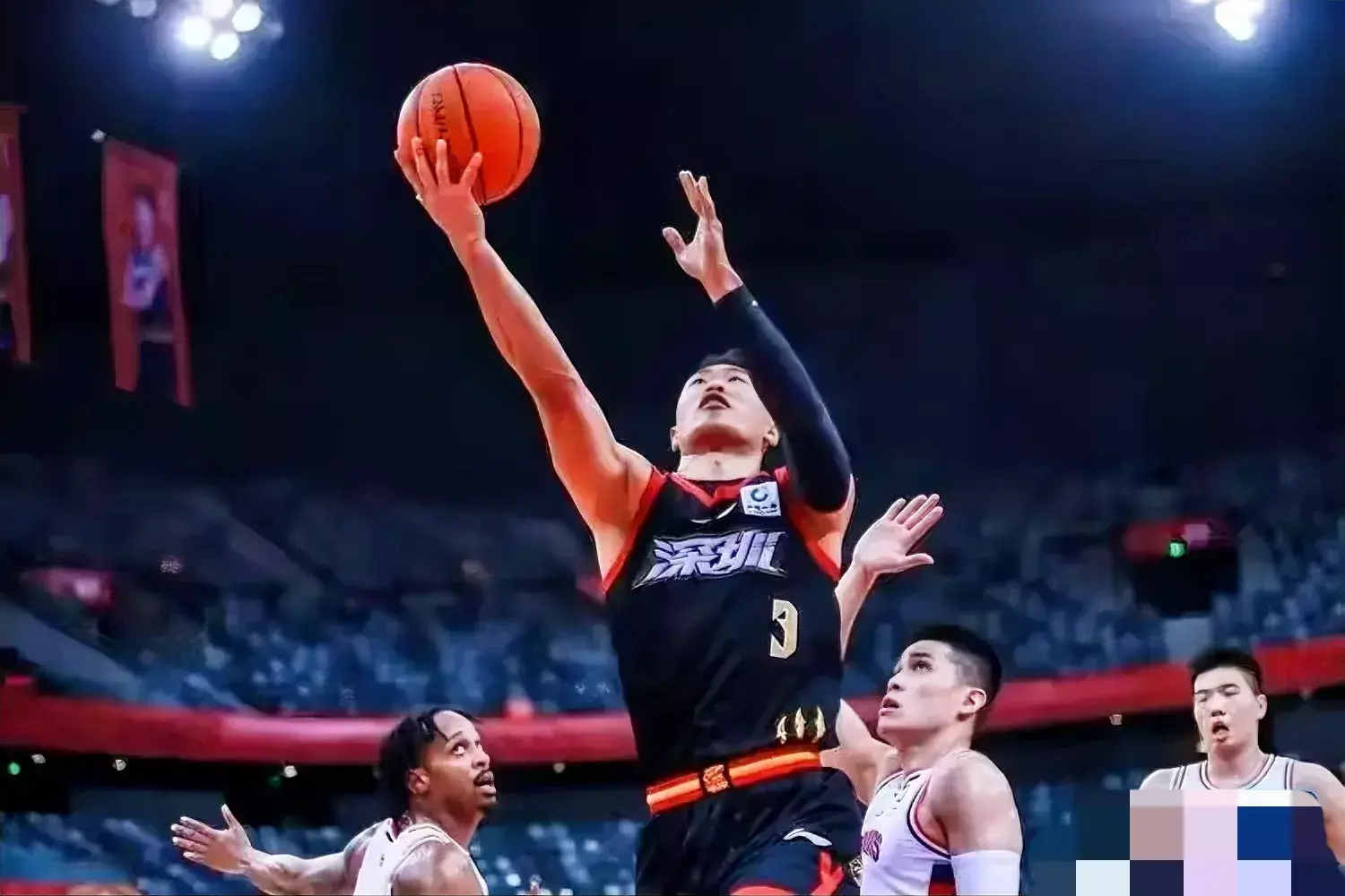 CBA常规赛倒计时，巴黎圣日耳曼转会期队长鼓劲，细节引发关注，引发热议，控场能力受关注的简单介绍