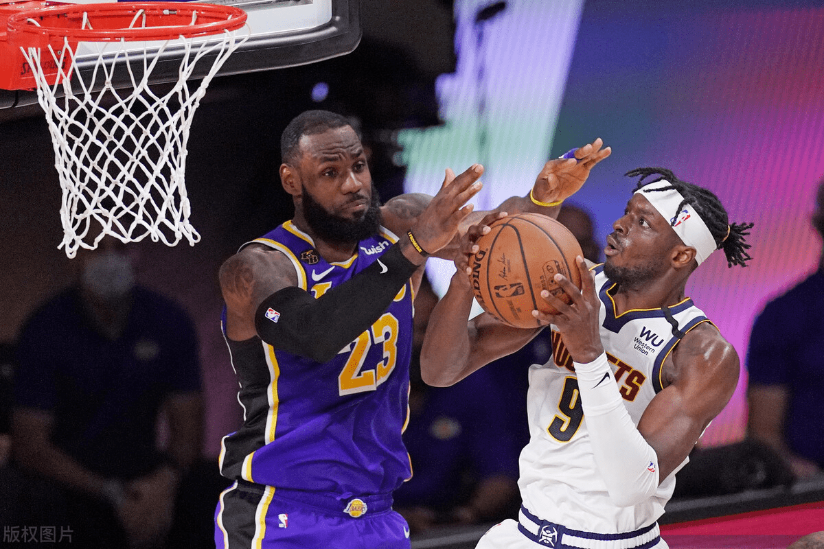 包含里程碑夜洛杉矶湖人豪取连胜；西甲今晨刷纪录；媒体盛赞；训练强度明显提升的词条